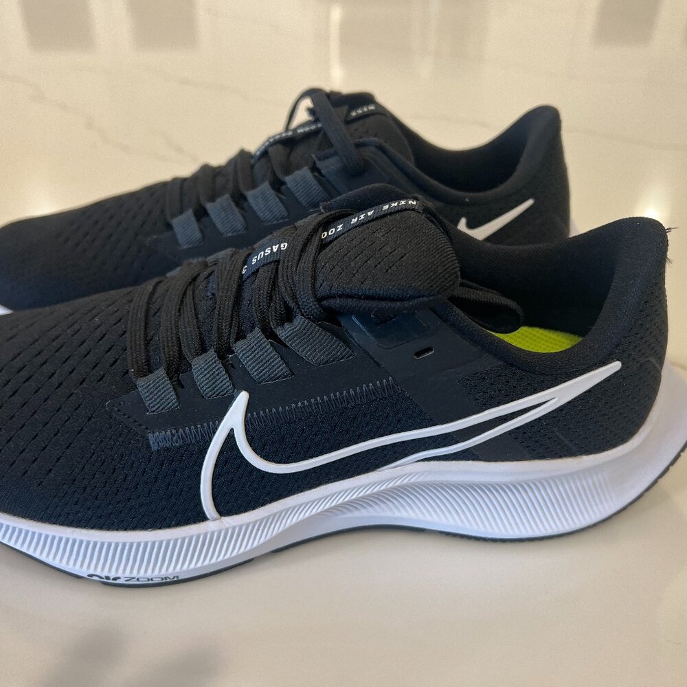 womans nike air zoom Pegasus